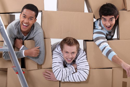 Man and van moving service in Gants Hill