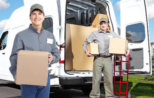Choosing the right removal truck size for a move in Gants Hill